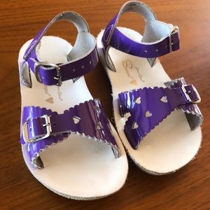 Salt water sandals by Hoy - purple sweetheart